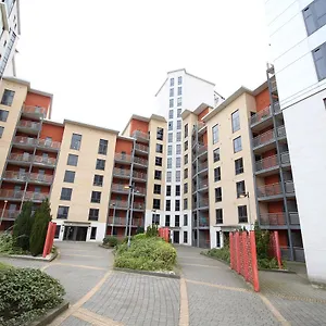 jurys-inn-newcastle-gateshead-quays.hotels-newcastle-upon-tyne.com/